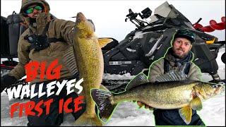 Jigging BIG Walleyes While Ice Fishing FIRST ICE!