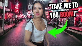 THAI GIRLS ARE SO EASY TO PICK UP!  - (Thailand Nightlife)