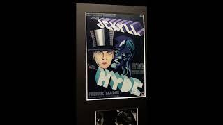 Nostalgic Art Studio Dr  Jekyll & Mr  Hyde Displays