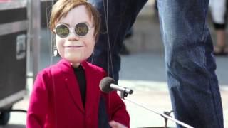 The Falko Show - Elton John the puppet