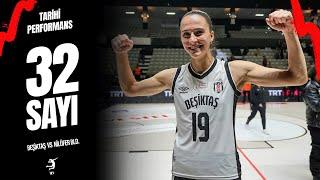 HISTORIC Performance by Emily Maglio | Besiktas vs Nilufer Belediyespor