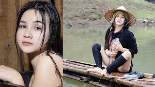 fishing in the wild - Amazing natural fishing skills of beautiful village girl