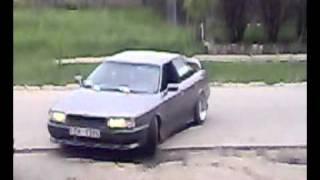 Audi 80 tuning small burnout!Ауди 80 тюнинг