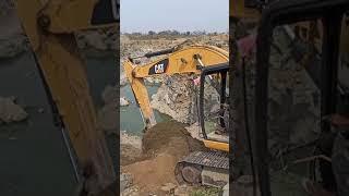 Caterpillar 323 D3 Excavator #megamachine #heavyequipmentoperator