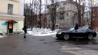 Шкура повелась на Бентли и была наказана   Bentley Prank