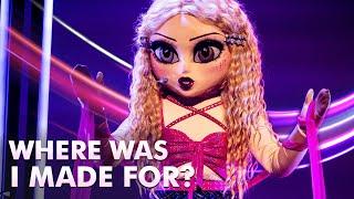 Poppemie - ‘What Was I Made For?’ | The Masked Singer | Seizoen 4 | VTM