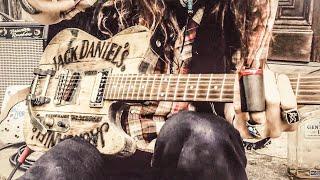 Whiskey Barrel Guitar • JUSTIN JOHNSON SOLO SLIDE GUITAR "Whiskey Barrel Blues"