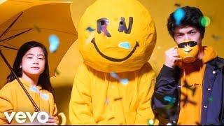 Ranz and Niana - You Can Do It (Official Music Video)