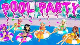 I THREW a POOL PARTY in Dress to Impress!