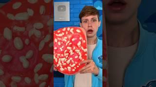 GIANT LUNCHLY CANDY PIZZA