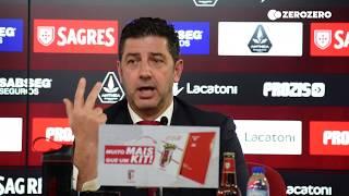 Rui Vitória não quis ficar atrás de Abel e também deu aula tática