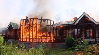 Community-run schools spring up in Kashmir, where education is under attack