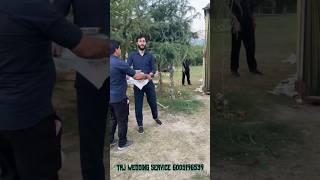 You Won’t Believe How These Wedding Servers Stole the Show | Taj Wedding Service Magic #shorts