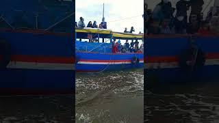 TRADISI HARI RAYA KE 7 PASURUAN DI PELABUHAN.. GOKILLLL....