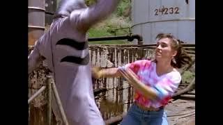 Pink Ranger Kimberly (Amy Jo Johnson) and Yellow Ranger Trini (Thuy Trang) Fight Putties