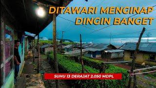 TERSESAT MALAH DITAWARI MENGINAP, DINGIN BANGET !! - Kampung Wa'as 2050 MDPL