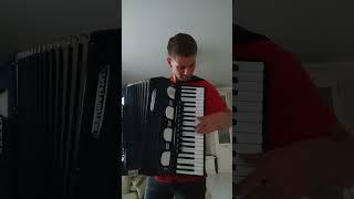 "Занавесочки" (муз. из сериала "Сваты"). Автор: М. Максимов. #сваты #accordionmusic