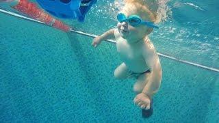 One and a half year old swimmer from Zhytomyr surprises pool visitors