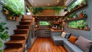 Step Inside the Most Inspiring Tiny House: A Lush Garden Awaits!