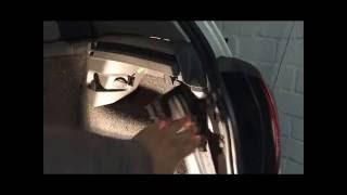 How to manually open a fuel cap on a Golf 5 in case of an emergency