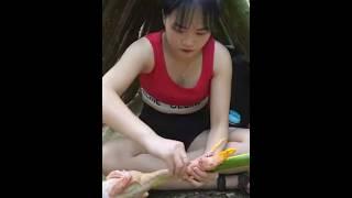 The GiRL survives on the island #camping #survival #bushcraft #outdoors  #coffee