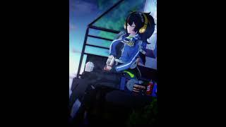 Zhu Yuan listening to In the End Linkin Park