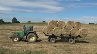 TRAKTORY NA POLÍCH - BALÍKY SLÁMY. ZETOR + JCB + JOHN DEERE.