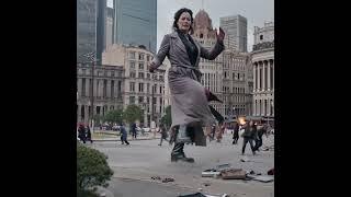 GIANTESS ATTACK A CITY