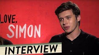 LOVE, SIMON - Interviews with Nick Robinson, Katherine Langford & Greg Berlanti