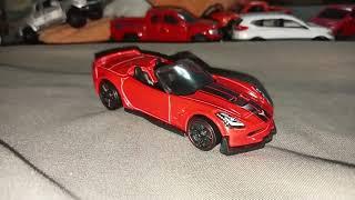 (Hot Wheels) Chevrolet Corvette C7 Z06 Convertible Car red car with a black stripe (Car videos 2023)