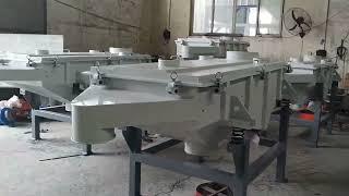 Vibrating screen for limestone screening