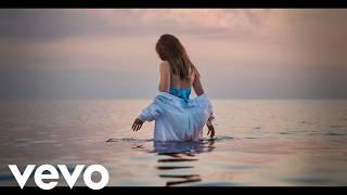 Alan Walker & Ashlee - Night light (Official Music Video)