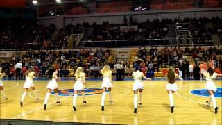 Cheerleaders BC UMMC12-14.10.12.