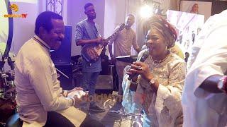 KING SUNNY ADE AND SALAWA ABENI RARE MOMENT ON STAGE AT PHARM UZAMAT AKANBILE-YUSSUF 50TH BIRTHDAY