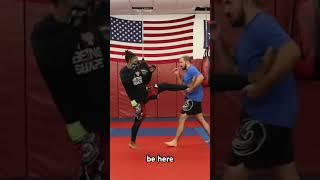 Why the hand motion is so important #combatsport #mma #mmafighting