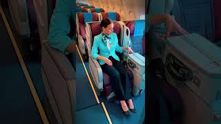 Демонстрация кресла бизнес-класса Air Samarkand #авиация #flightattendant #cabincrew #aviation