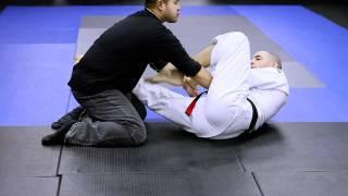 MMAalliance.ca x Techniques 101 - Swinging Triangle