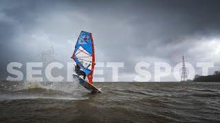 WINDSURFING a SECRET SPOT in the river Elbe | kooks on the water