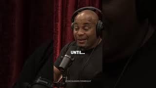 DC: "Boxing is more BRUTAL than MMA" #ufc #jre #mma #boxing