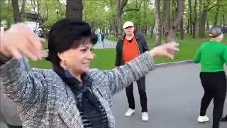 ЦЫГАНОЧКА!!!  ВЕСЕЛЫЕ  ТАНЦЫ  В САДУ  ШЕВЧЕНКО!!!