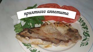 СТЕЙК ИЗ СВИНИНЫ  Стейк из свинины на сковороде  PORK STEAK  Pork steak in a pan 