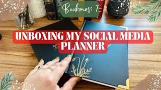 BOOKMAS 7: Unboxing my new Social Media Planner for 2023 (vlogmas)