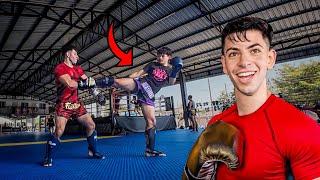 I Trained Muay Thai with NO Experience!
