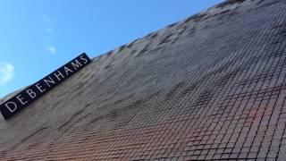 Moving Facade Debenhams Oxford Street