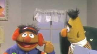 Sesame Street: Ernie's Guessing Game With Bert