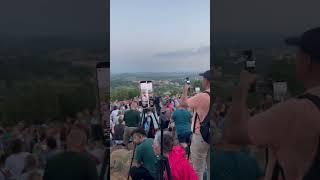 Momento justo de la aparición