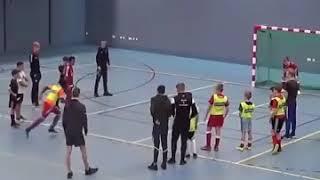 Невероятный гол хахаха