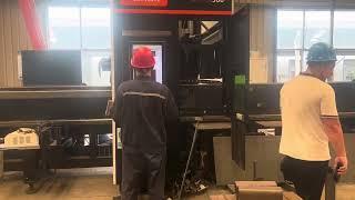 TX360 6kw - video show 1 Xtlaser Livia  cutting machine