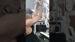Workout #18 #motivation #pulldowns #workout #workingout #workoutmotivation #gym #gymworkout