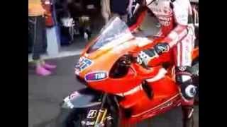 Casey Stoner's 2008 Ducati MotoGP Desmosedici - Oliepeil.nl